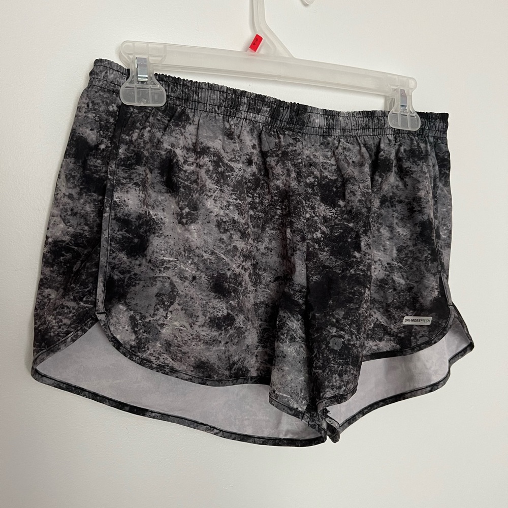 Running shorts